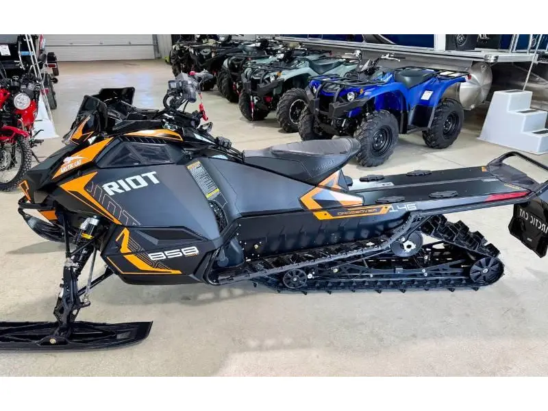 Arctic Cat Riot 858 Sno Pro ES 1.75 (Sport Gauge) 2026