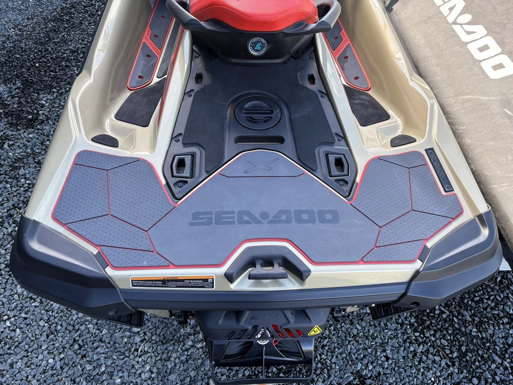 2025 Sea-doo Riva Racing Rxt X 325 alt