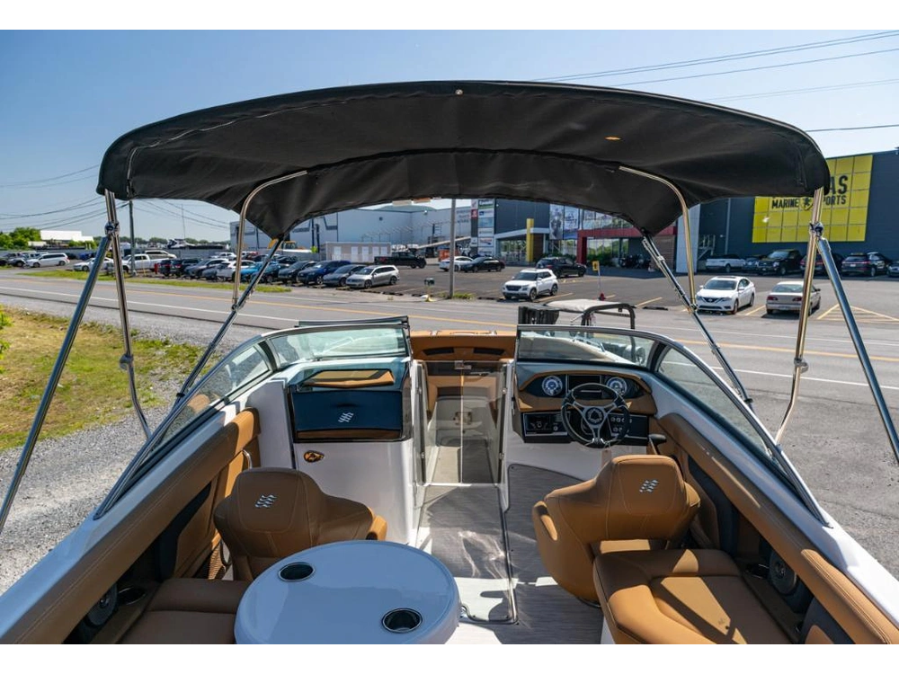 2023 Four Winns Hd 3 alt