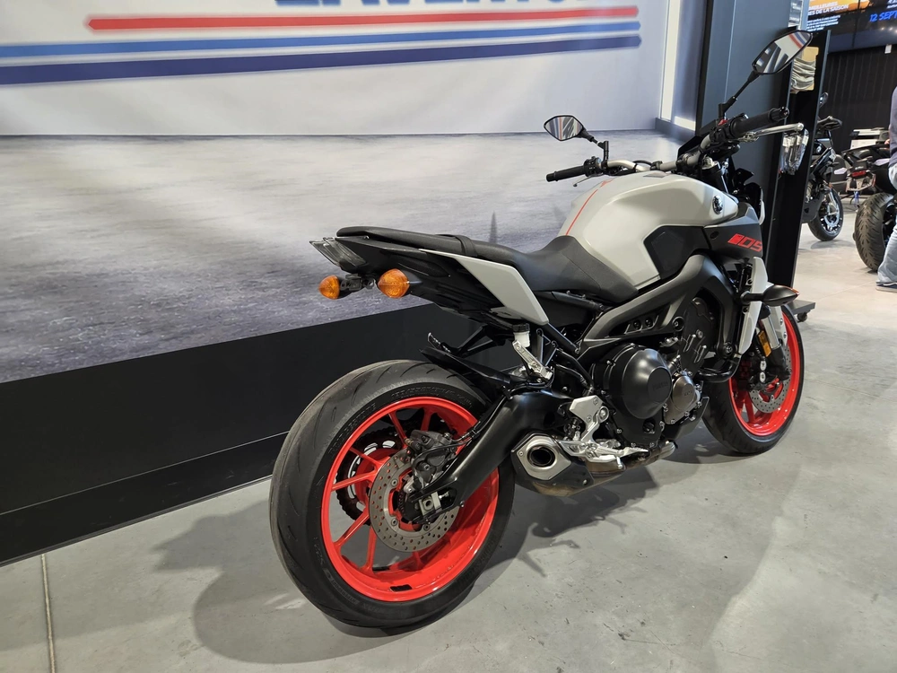 Yamaha Mt-09 2020