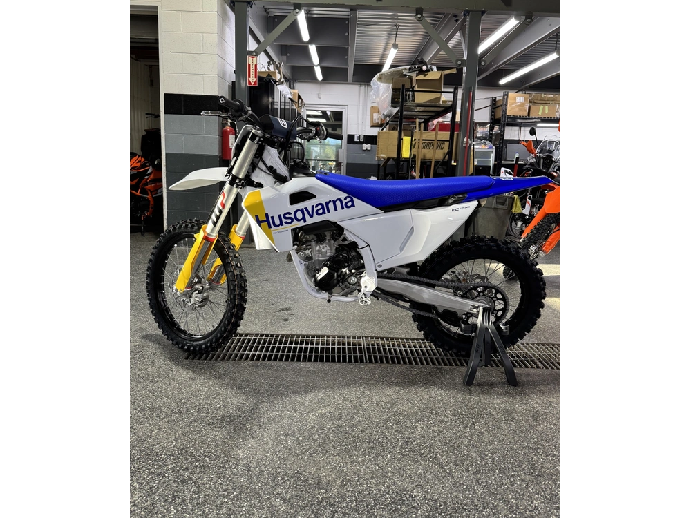 2027 Husqvarna Fc 250 alt