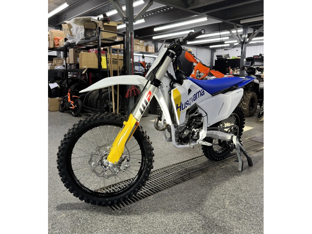 2027 Husqvarna Fc 250 alt