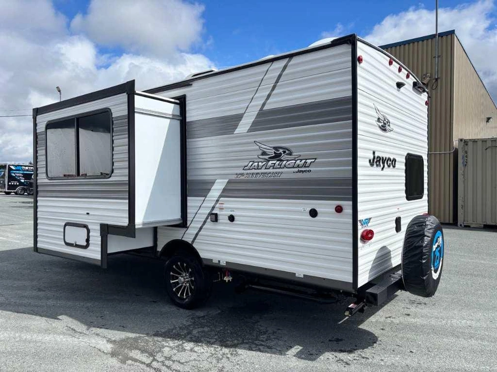 Jayco Jay Flight 197mb 2027 alt