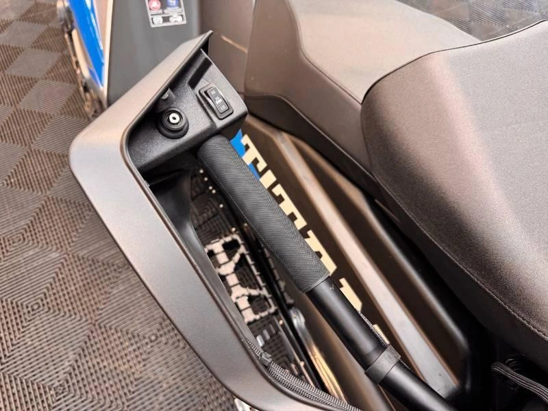 Polaris 850 Titan Adv Ultmt 1.5 Blu 2027