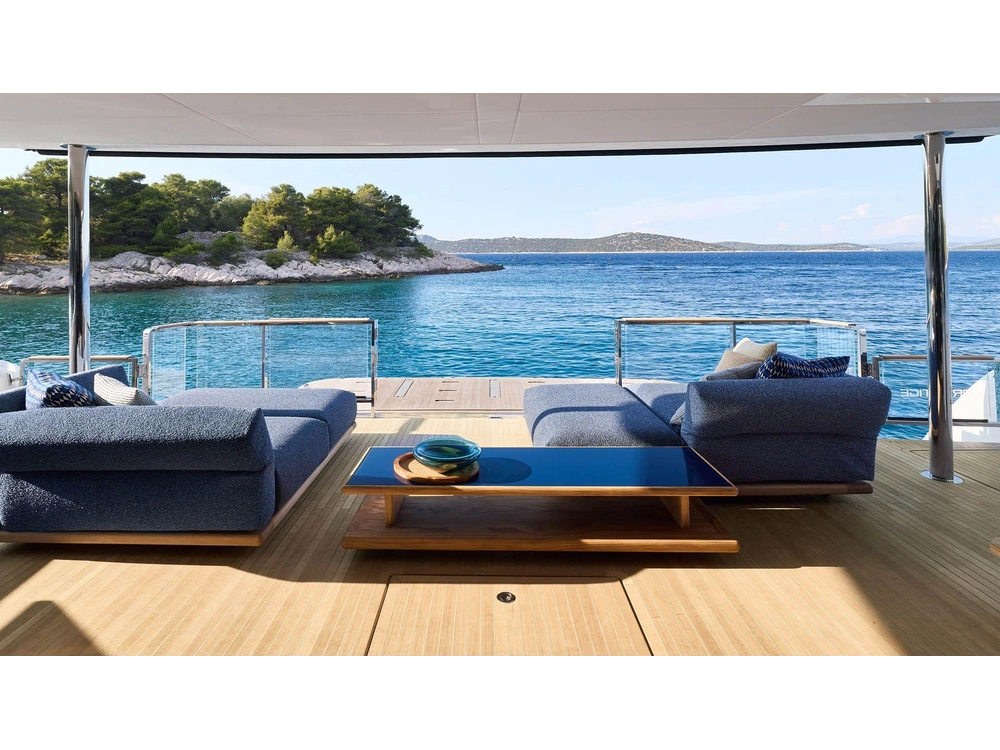 Prestige Yachts M8 Evo 2028 alt