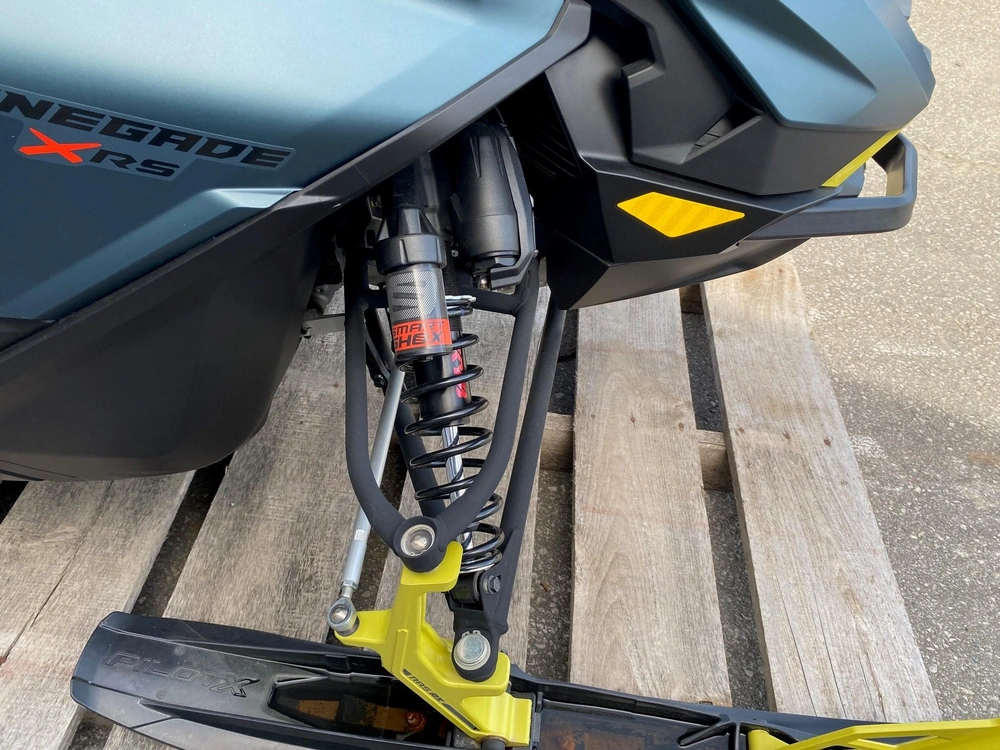 2026 Ski-doo Renegade 900 Xrs Turbo R alt