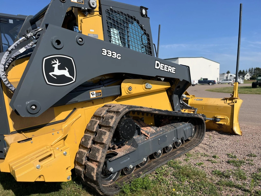 John Deere 333g 2024 alt