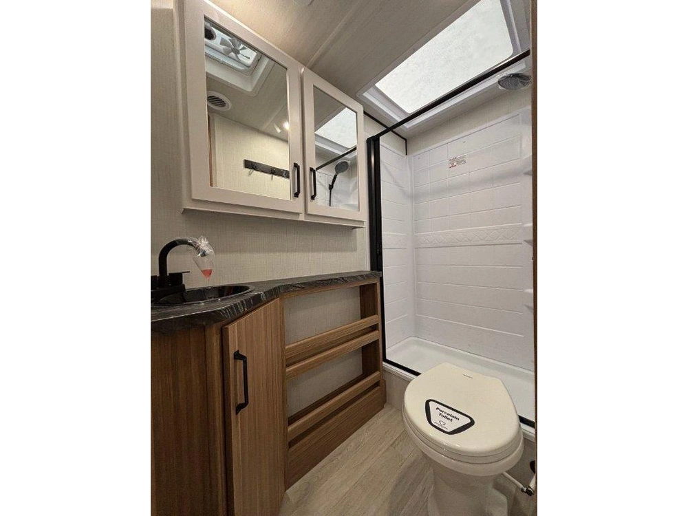 Keystone Rv Passport 2220bh 2027 alt