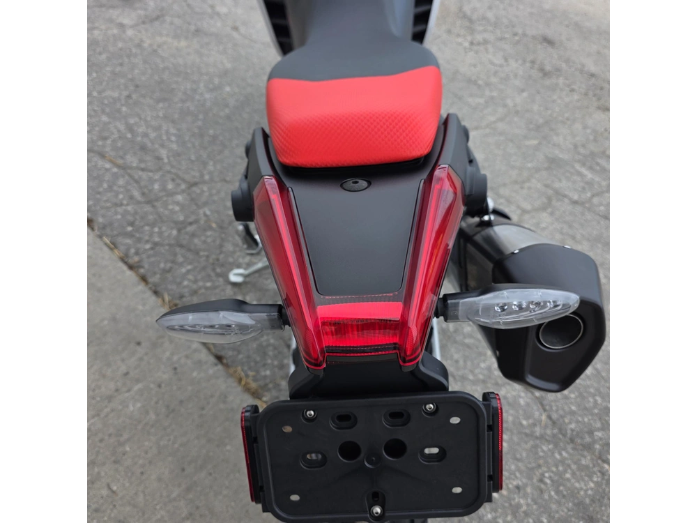 2027 Aprilia Tuareg 660 alt