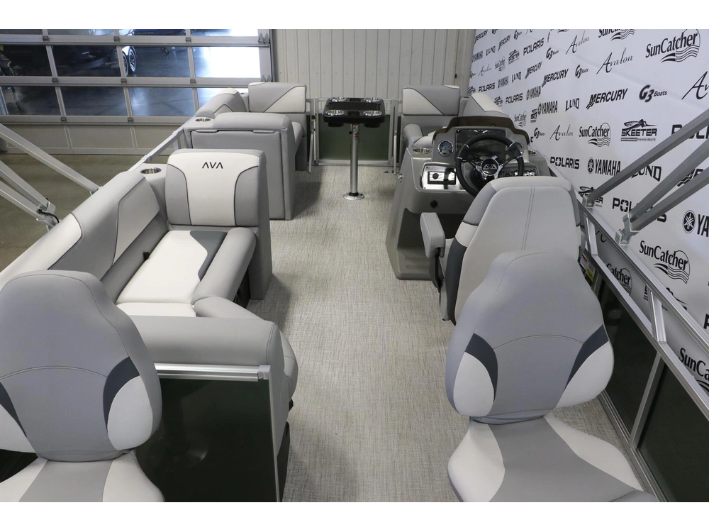 2027 Avalon Venture 2180 Rf + Yamaha 70 Hp alt