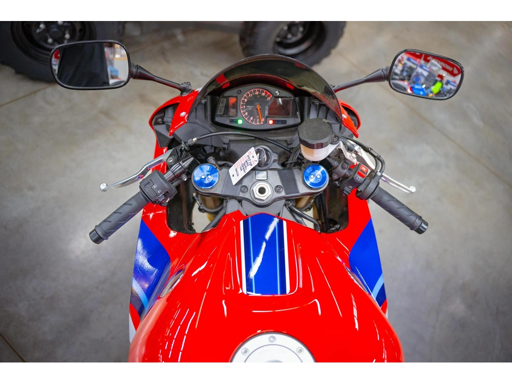 2024 Honda Cbr600rr alt