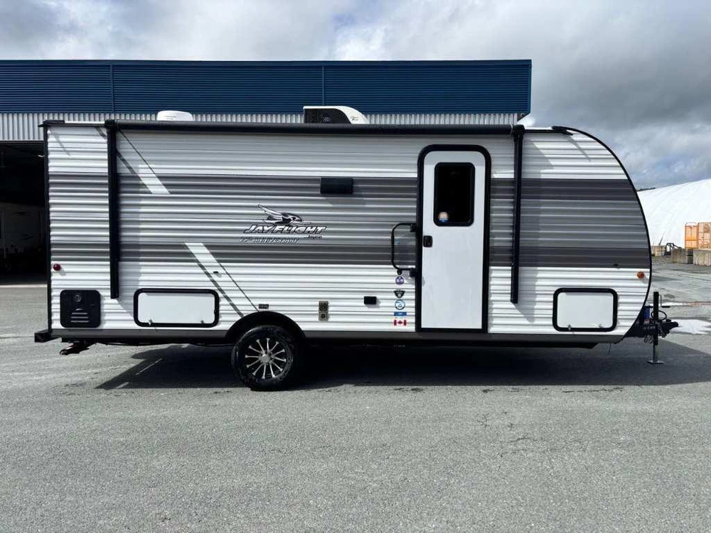 Jayco Jay Flight 197mb 2027 alt