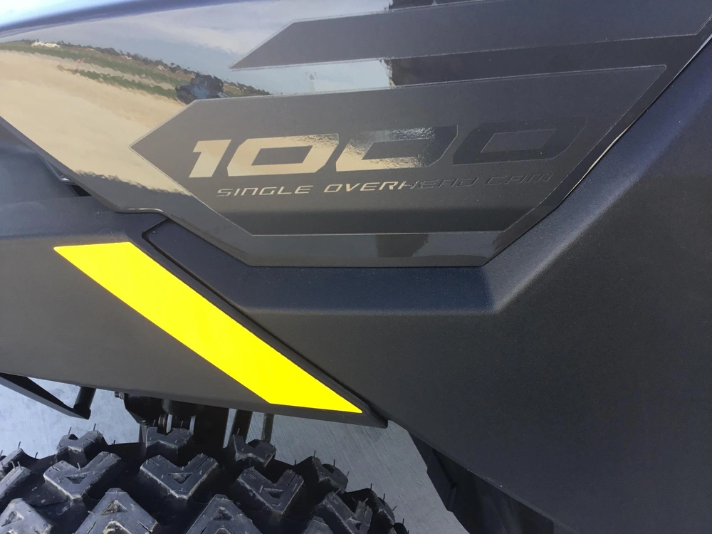 2026 Polaris Ranger 1000 Premium Cabbed alt