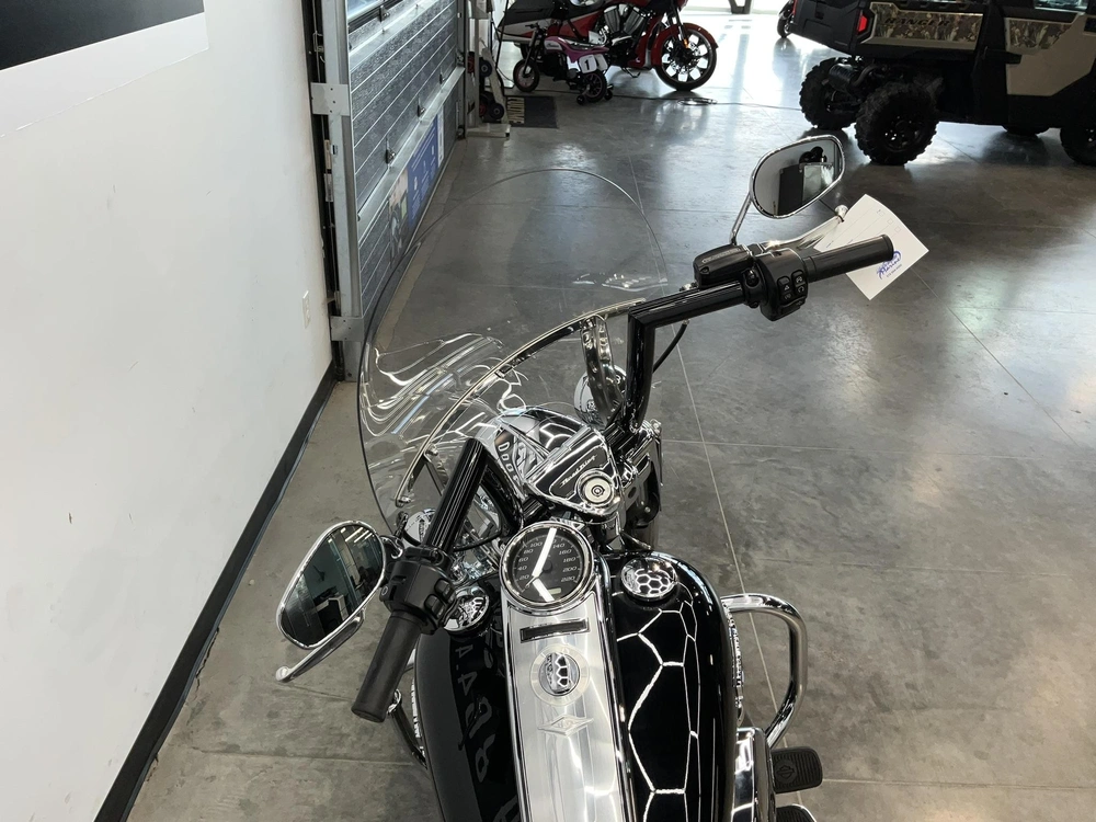 Harley-davidson Flhr Road King 2021 alt