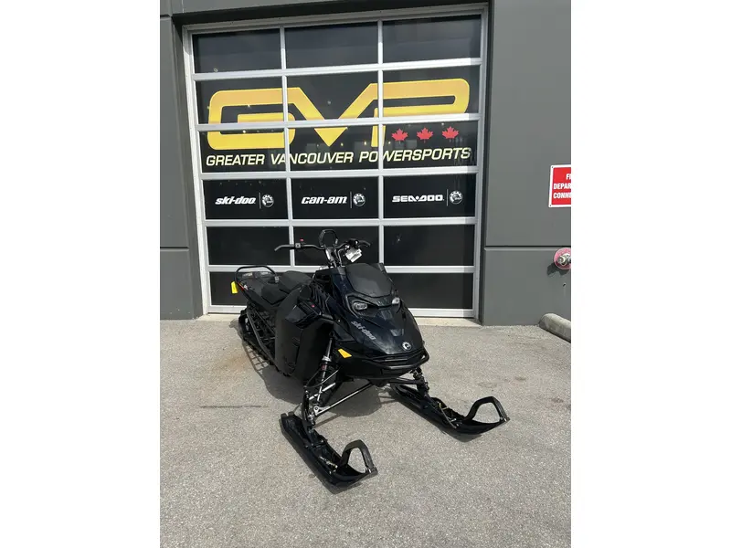 2025 Ski-Doo SUMMIT ADR W/ EDGE PKG 154 600 E-TEC POWDERMAX X-LIGHT FLEXEDGE 2.5" SHOT