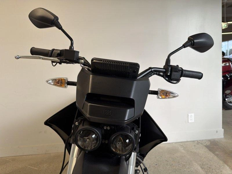 2023 Zero Motorcycles Fx alt