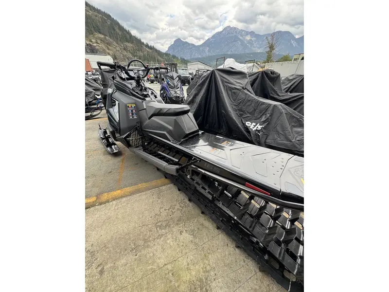 2026 Polaris 9R RMK KHAOS 165x3.25 *$178 Bi-Weekly*