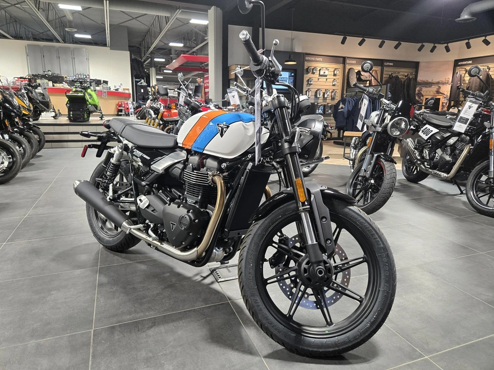 2026 Triumph Speed Twin 900 alt