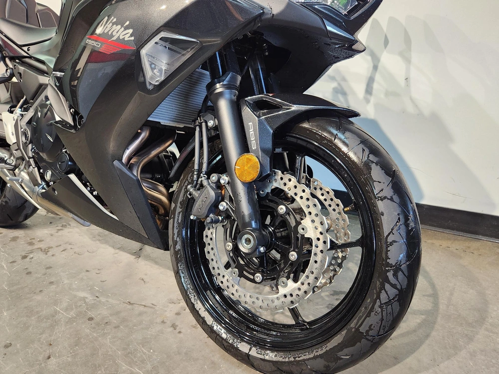2026 Kawasaki Ninja 650 Démo *3.99%/60 Mois💳 alt