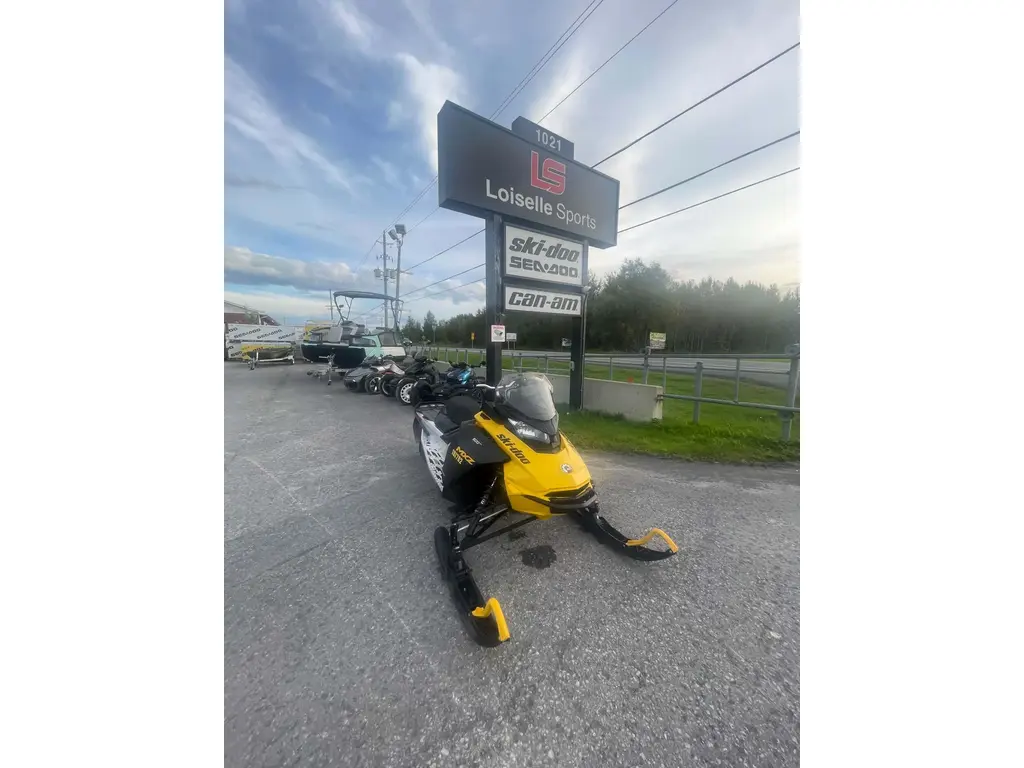 2025 BRP MXZ SPORT 600EFI/137"