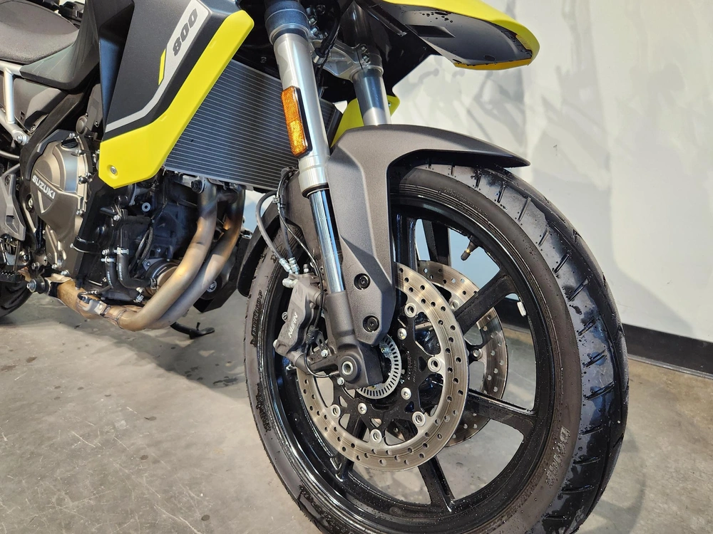 2026 Suzuki V-strom 800 Touring Démo alt