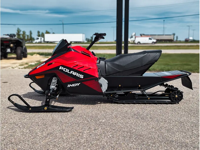 2027 Polaris 200 INDY // Indy Red