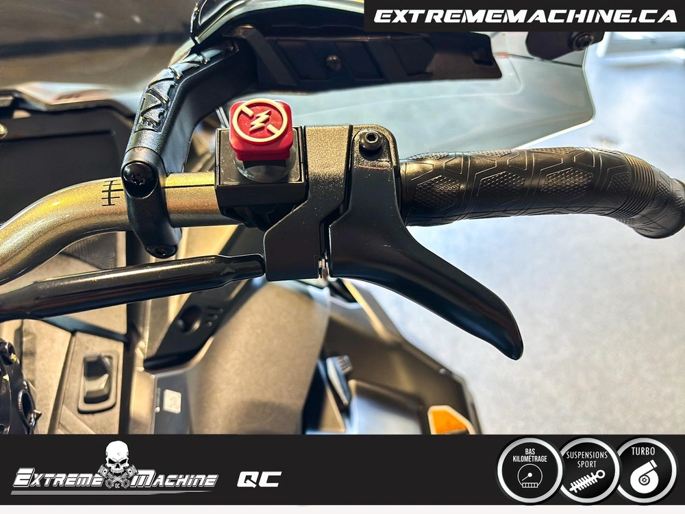 Skidoo Ski Doo Mach Z 900 Turbo R Seulement 979 Km!!!! 2022 alt