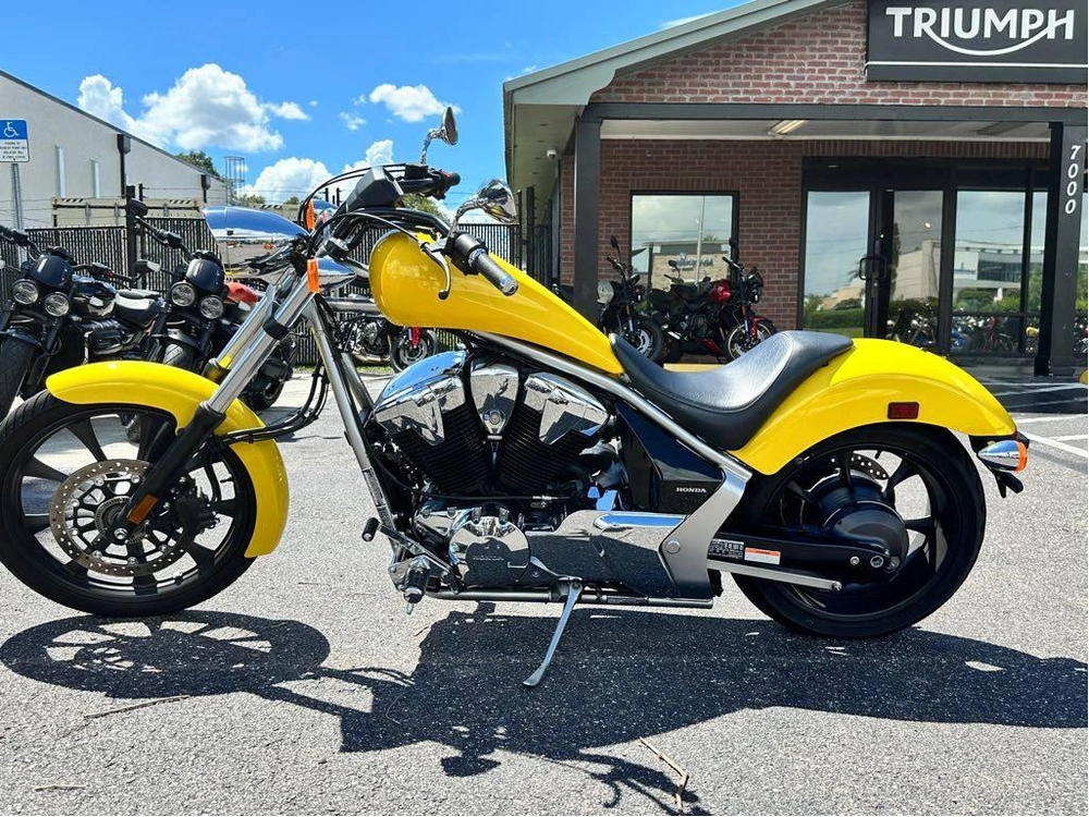 2023 Honda Fury Abs alt