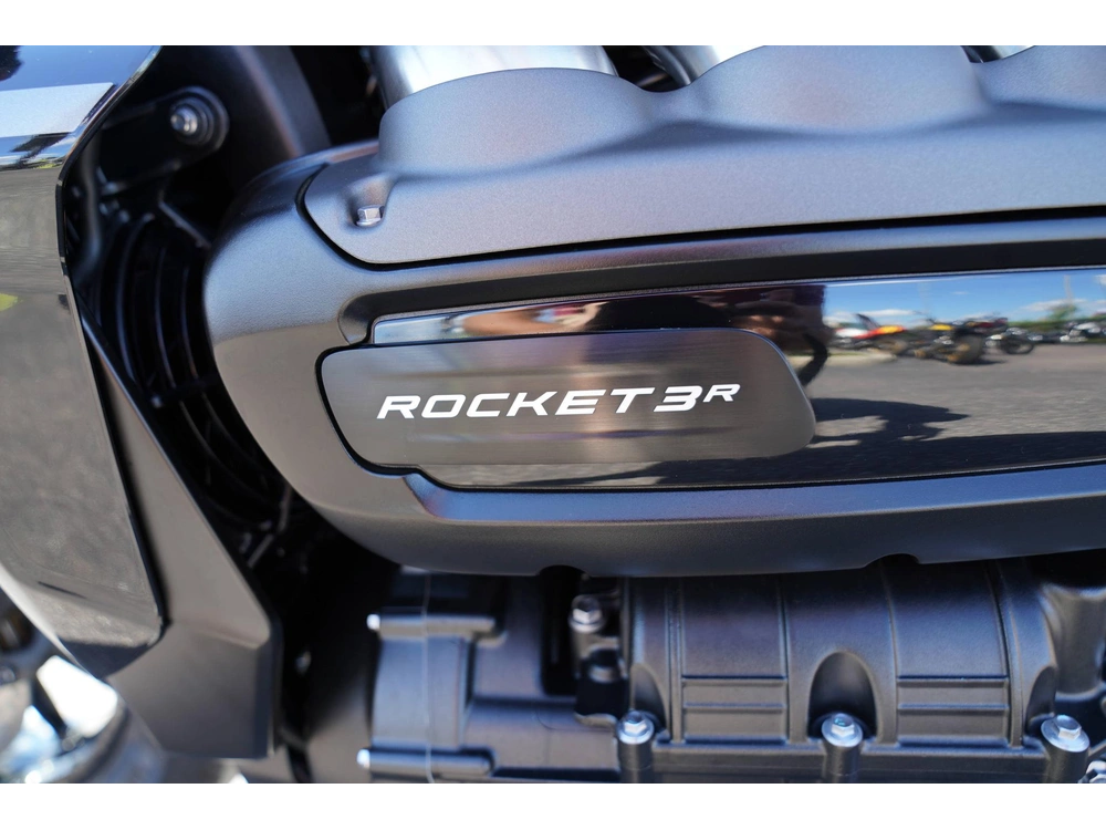 2026 Triumph Rocket 3 Storm R alt