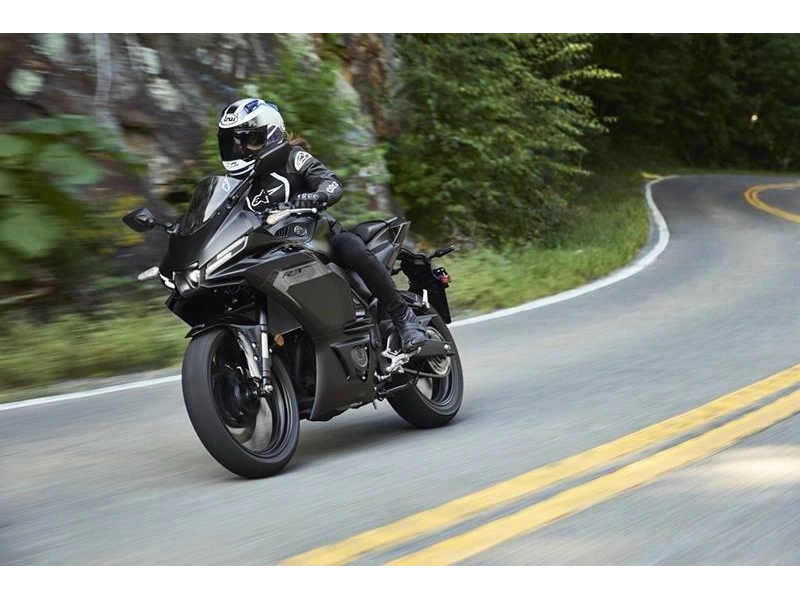 2025 Yamaha Yzf-r3 Abs