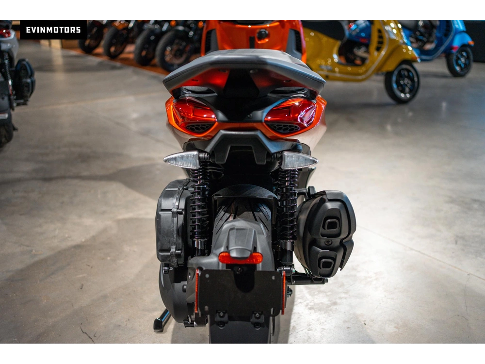 2023 Piaggio Bv 400 Hpe S