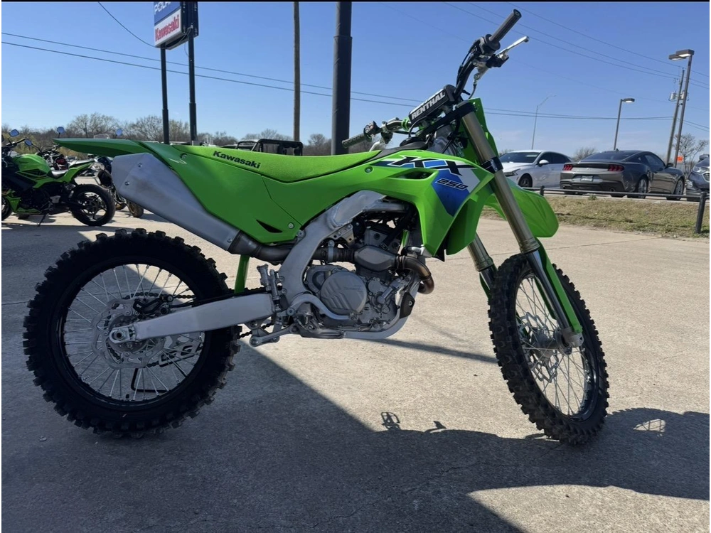 2027 Kawasaki Kx 250x alt
