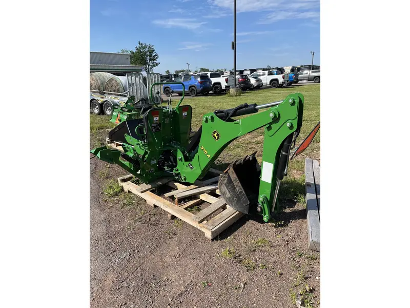John Deere 370b 2023 alt