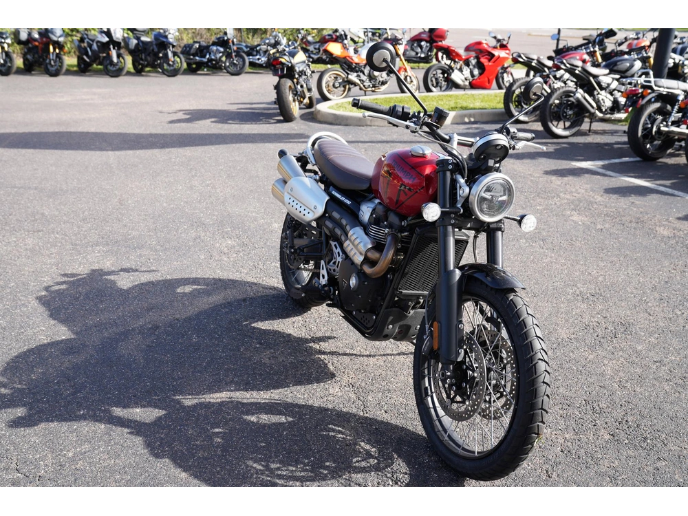 2025 Triumph Scrambler 1200 X alt