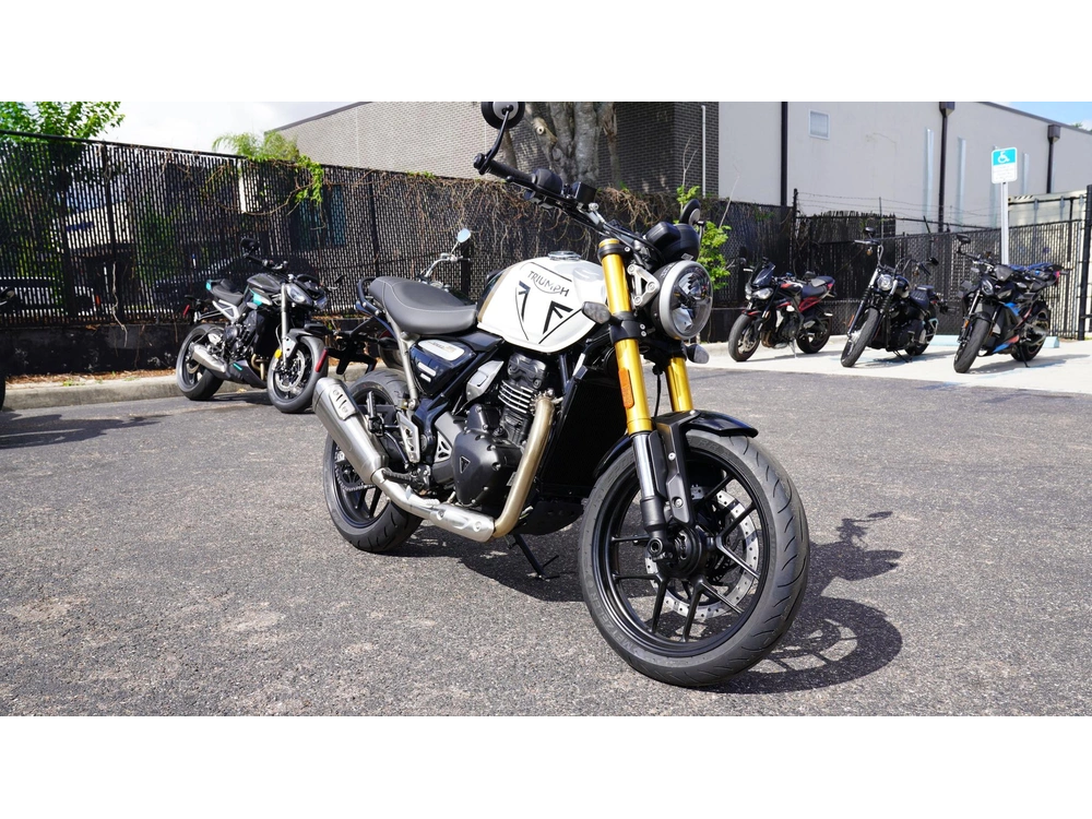 2026 Triumph Speed 400 alt