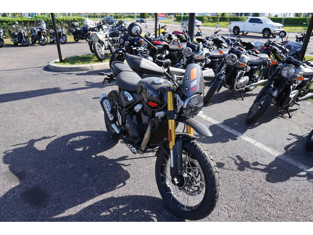 2026 Triumph Scrambler 400 Xc alt