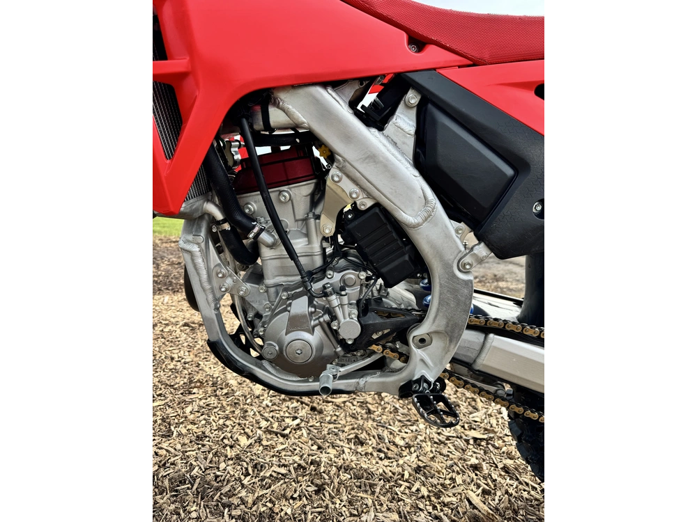 2026 Honda Crf250rwe, Used 27.8hrs alt