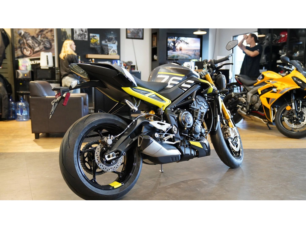 2026 Triumph Street Triple Moto2 Edition Rx alt