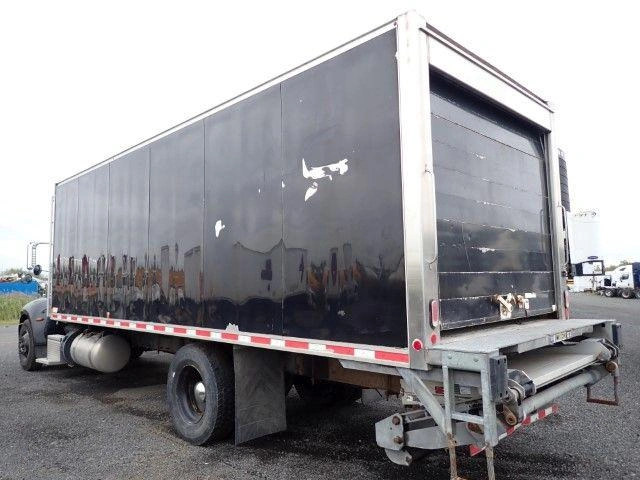 Peterbilt 337 2018