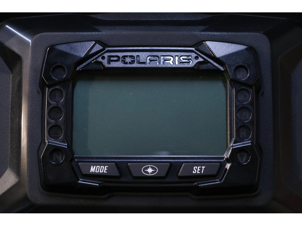 2027 Polaris 650 Titan Adventure 155 alt