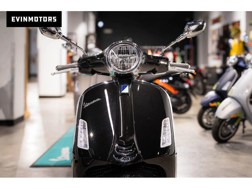 2025 Vespa Gts 310