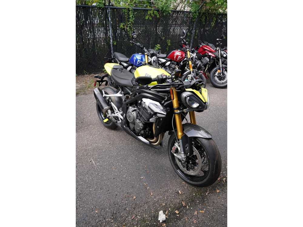 2026 Triumph Speed Triple 1200 Rx alt
