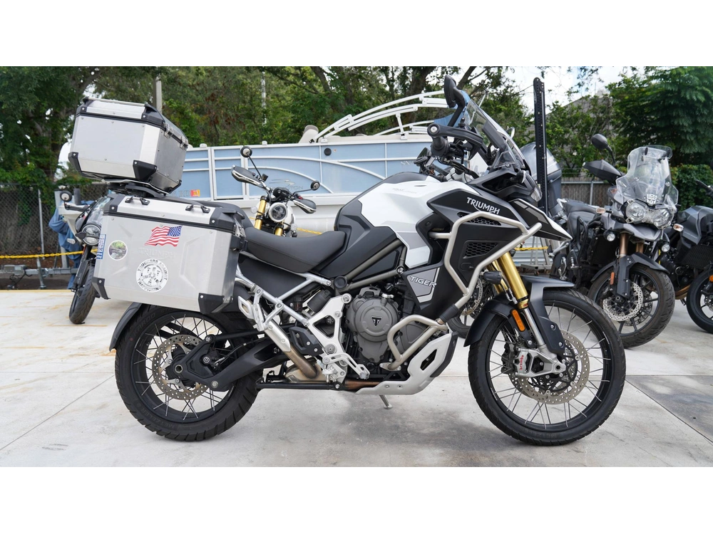 2023 Triumph Tiger 1200 Rally Explorer alt