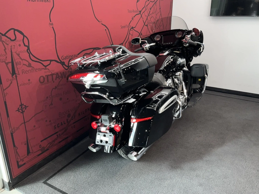 Indian Motorcycle Roadmaster Powerplus Limited + 112 Package 2026 alt