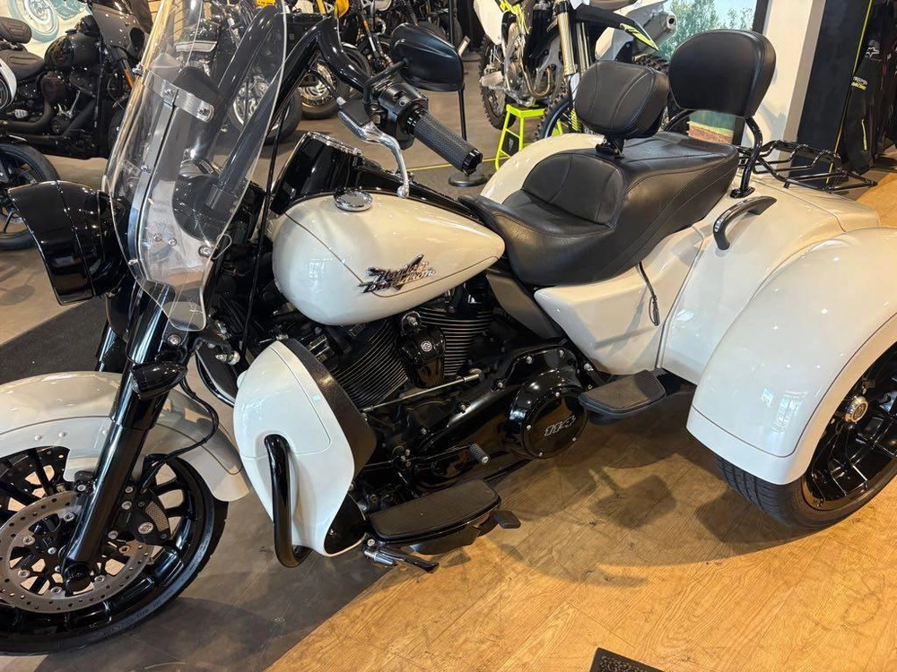 2023 Harley-davidson Freewheeler Trike alt