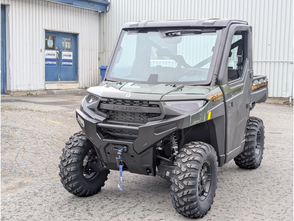 2027 Polaris Rgr Xp 1000 Ns Premium - Army Green Utv Cabine Chauffée Climatisée 4 Saisons Travail Hiver Fermée Déneigement Chasse Bois Transport Ferme Haut De Gamme Defender Limited Mule Kubota Gator alt