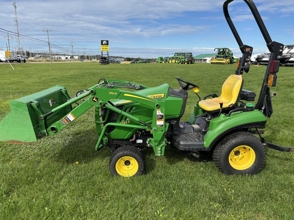 John Deere 1023e 2021