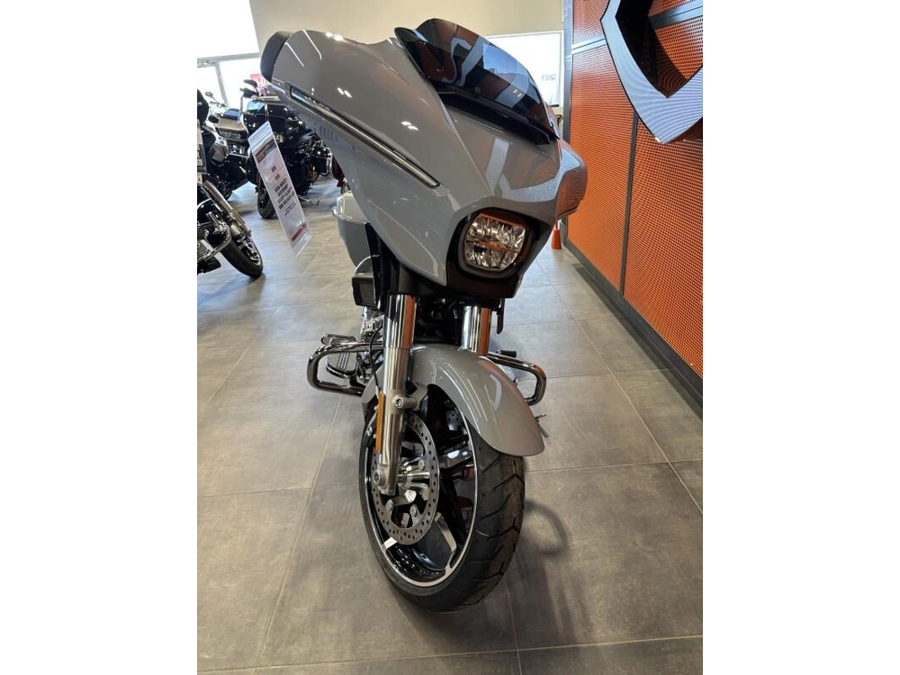 2026 Harley-davidson Grand American Touring alt