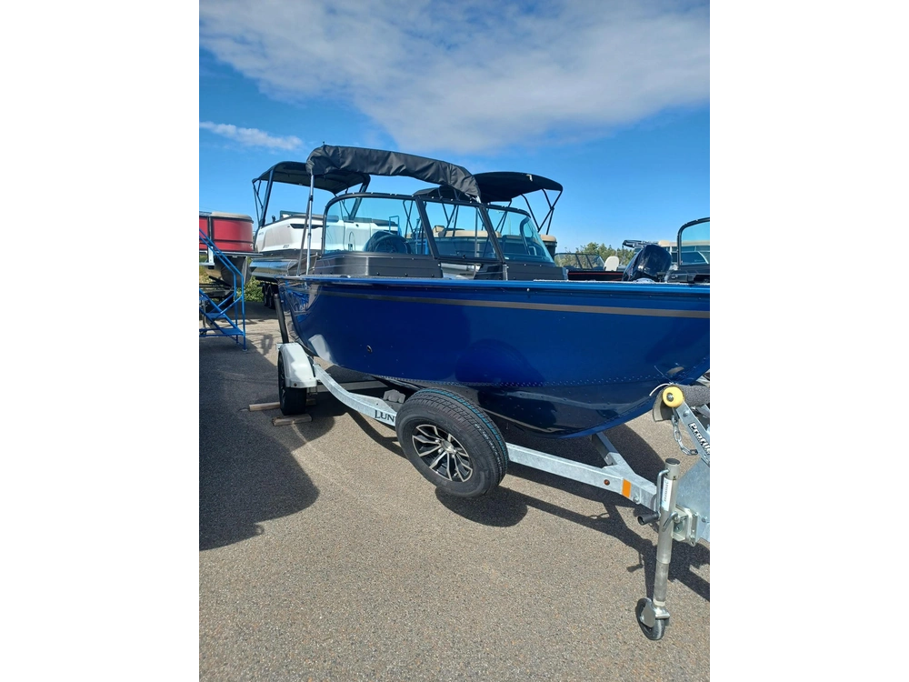 2025 Lund Boat Co 1650 Rebel Xs alt
