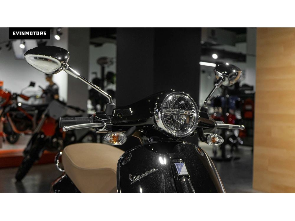 2023 Vespa Primavera 150